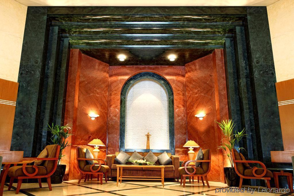 Swiss-Belhotel Schardscha Interior foto