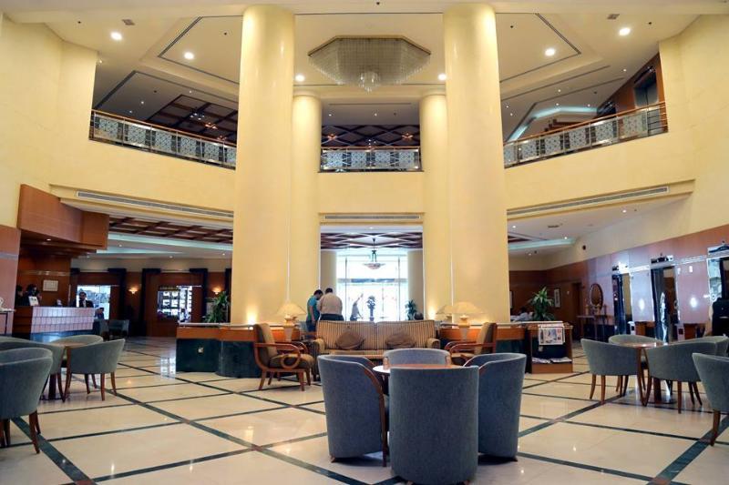 Swiss-Belhotel Schardscha Exterior foto
