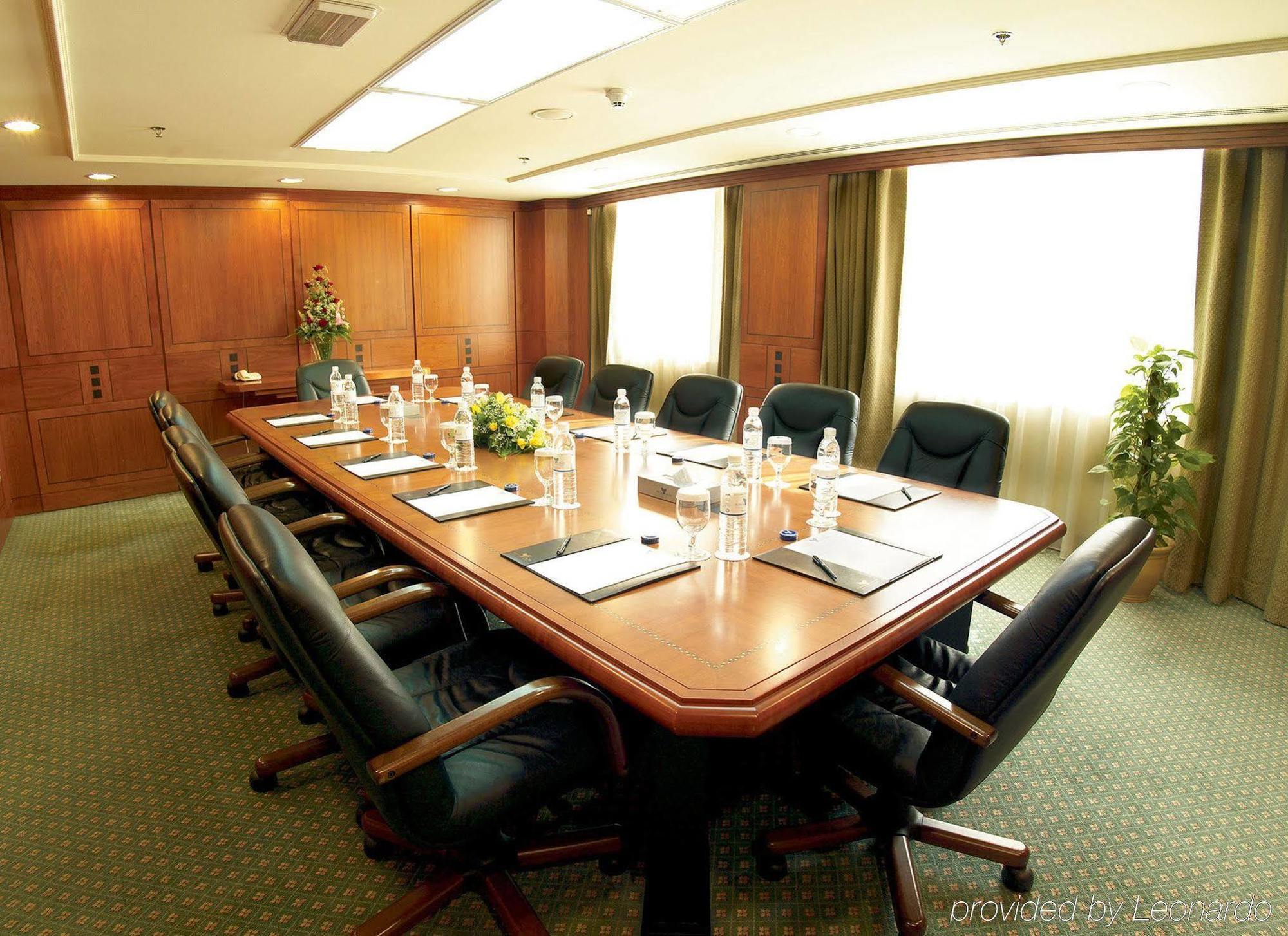 Swiss-Belhotel Schardscha Business foto