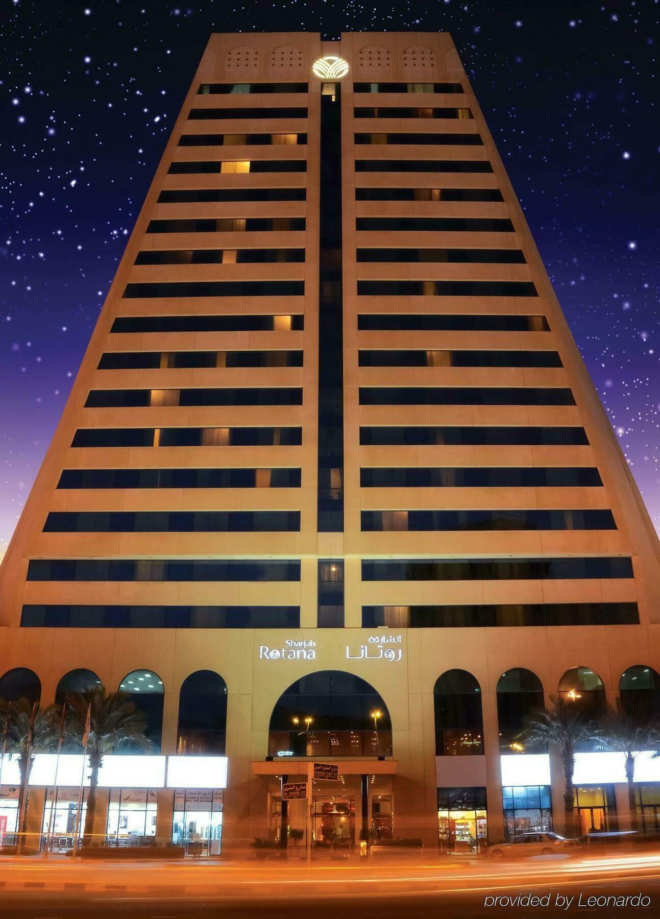 Swiss-Belhotel Schardscha Exterior foto